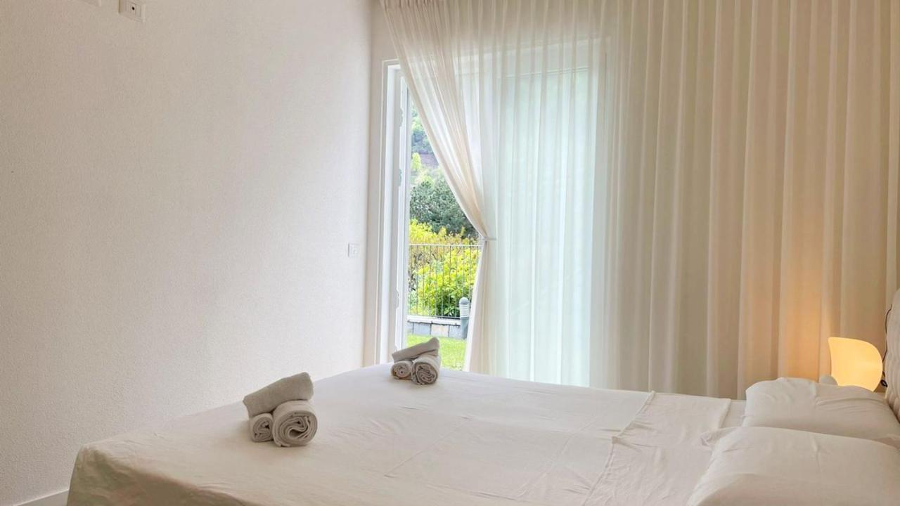 Lake View Apartment Argegno Bagian luar foto