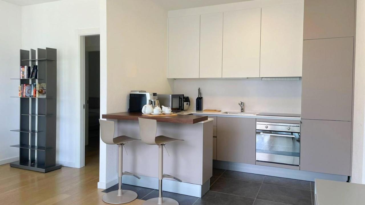 Lake View Apartment Argegno Bagian luar foto